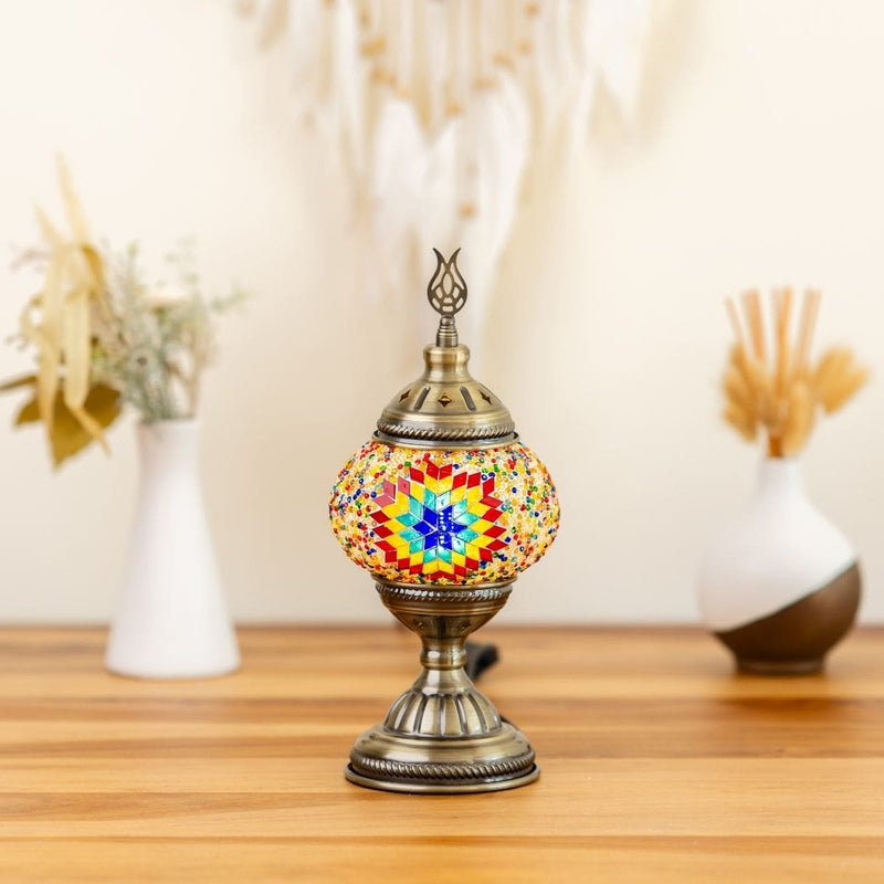 Interior after adding a Turkish mosaic lamp – warm light and colorful mosaic lantern design